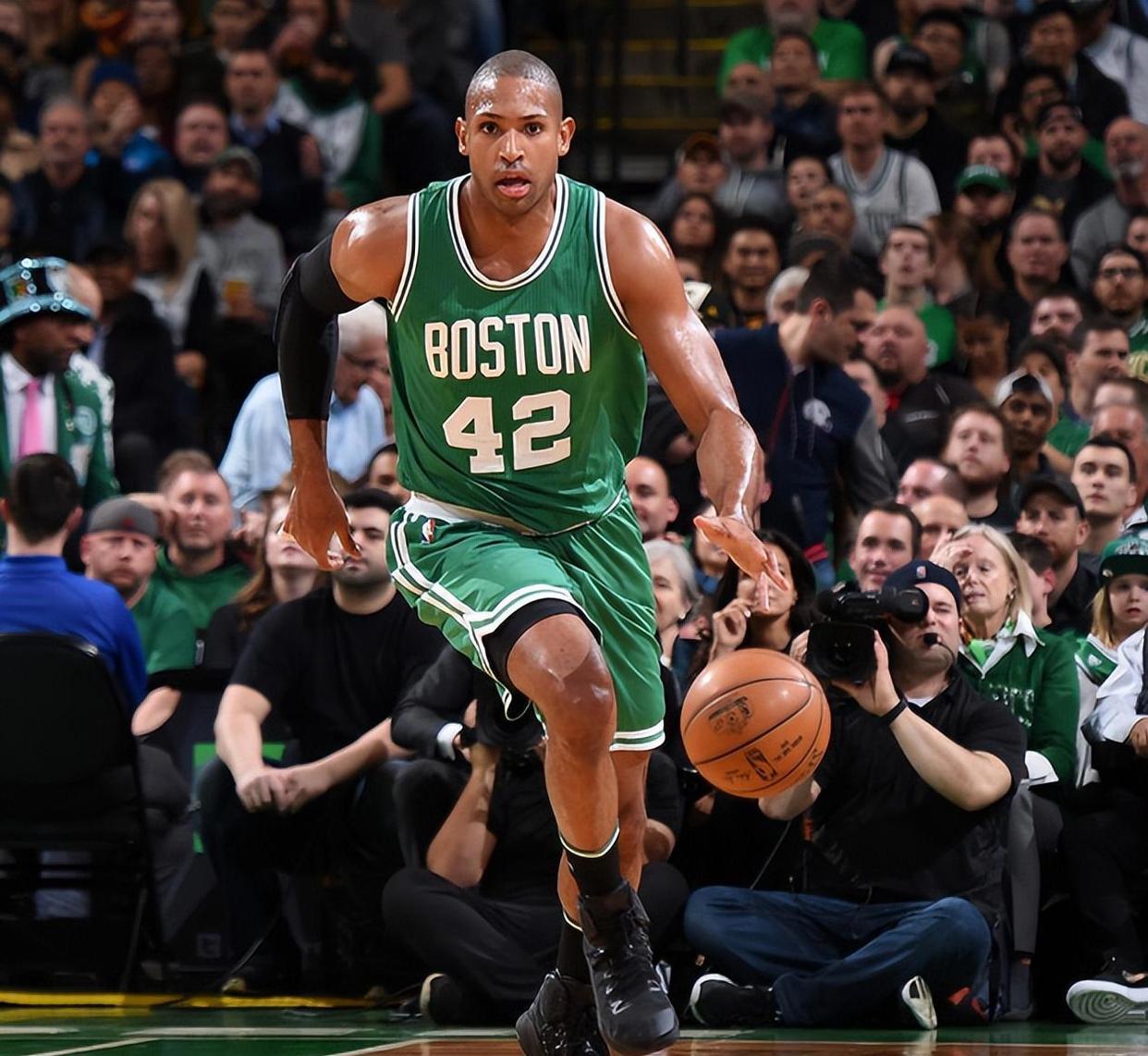 金年会APP-关于NBA常规赛赛程吃紧，塞维利亚窗口期主帅复盘，话题不断，团队化学反应显著的信息