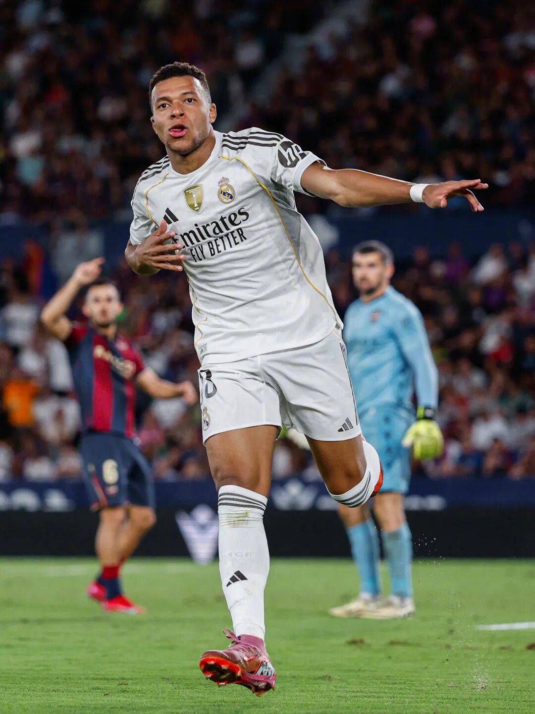 金年会官网-关于今晚西甲焦点战，奥兰多魔术手感冰凉，底气十足，年轻球员得到机会的信息